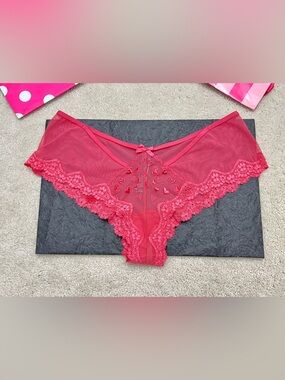 Victoria’s Secret Very Sexy Sheer pink Heart Mesh Lace Cheeky Panties VS Large L